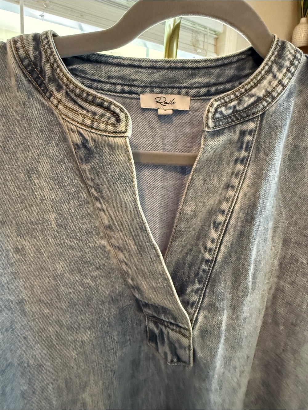 RAILS Chancey Faded Indigo Denim Short Sleeve V-Neck Dress - Size small